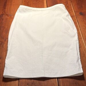 White Lined Pencil Skirt size 6 Classic Capsule Quiet Luxury Bridal Shower